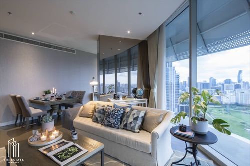 𝐅𝐨𝐫 𝐬𝐚𝐥𝐞 𝐌𝐚𝐠𝐧𝐨𝐥𝐢𝐚𝐬 𝐑𝐚𝐭𝐜𝐡𝐚𝐝𝐚𝐦𝐫𝐢 𝐁𝐨𝐮𝐥𝐞𝐯𝐚𝐫𝐝 Enjoy the view of the Royal Athletics Club, a green space in the heart of Bangkok. and the outstanding Silom-Sathorn skyline with a room that is larger than 𝟐, a bedroom in general @𝟐𝟏.𝟏𝟐𝐌𝐁