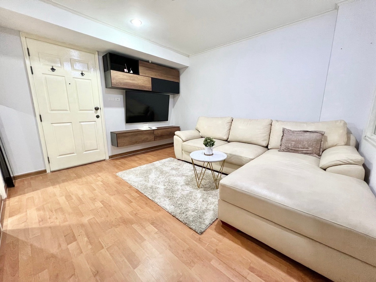 FOR SALE 1 bed 1 bath 35sqm building D2 floor 3 FOR SALE 1 bed 1 bath 35sqm building D2 floor 3