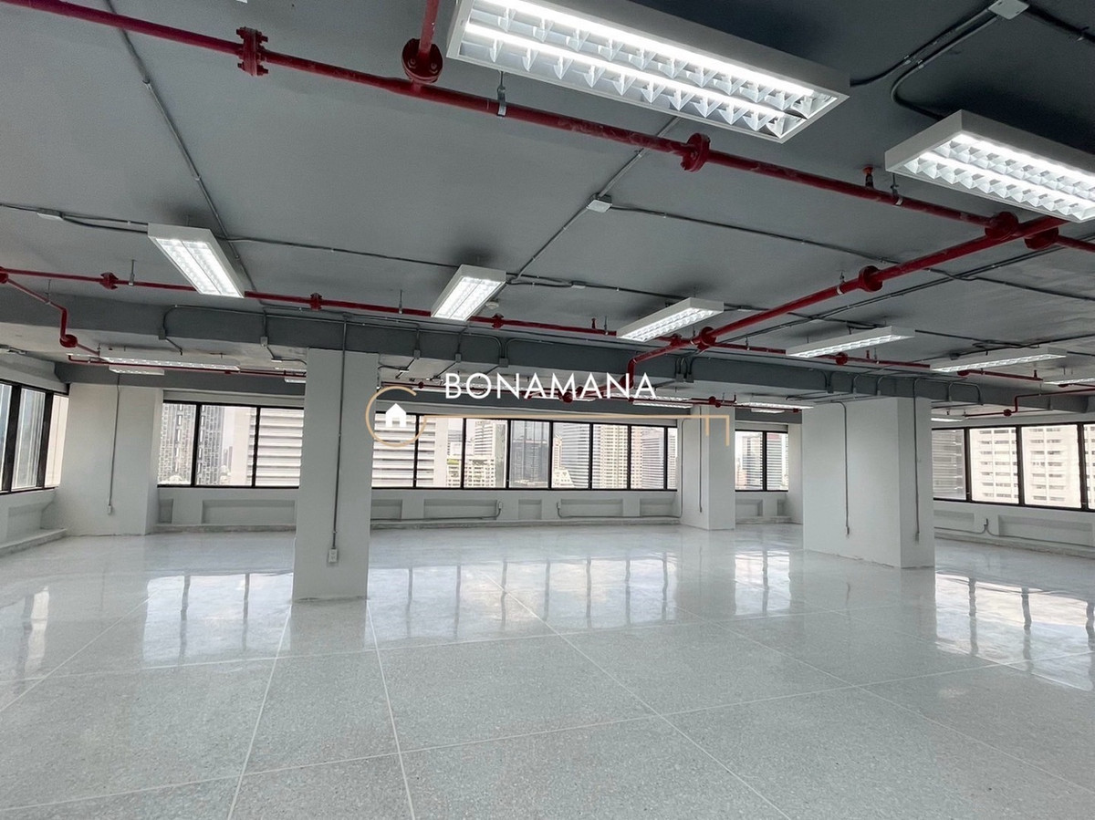 Office for rent, Skulthai Surawong Tower Building (BTS Saladaeng 700m, MRT Samyan 500m) Office for rent, Skulthai Surawong Tower Building (BTS Saladaeng 700m, MRT Samyan 500m)