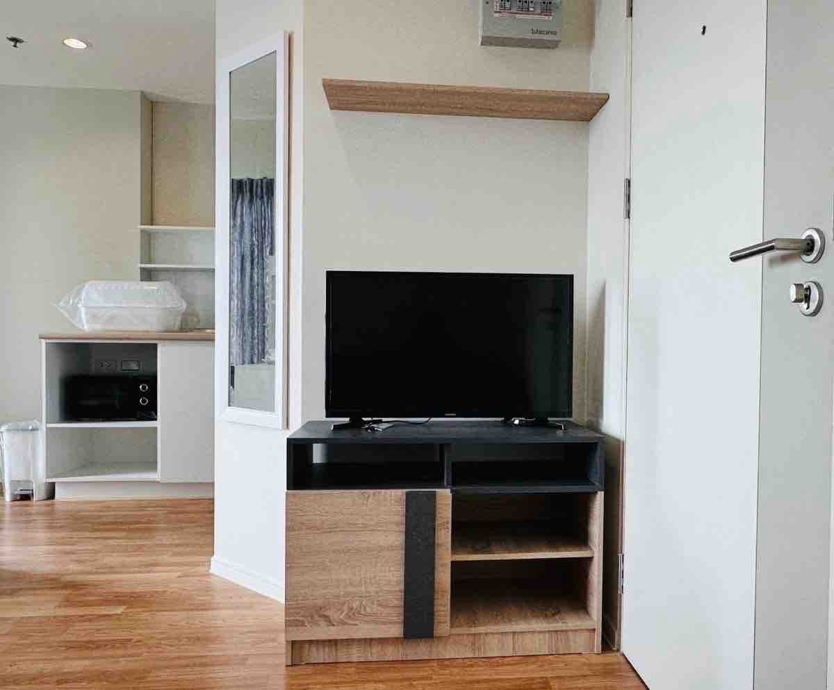 Lumpini Park Phetkasem 98 for rent!!
Tower D, Studio 23 Sqm., on 15 floor.
Fully furnished furniture, including electric appliances and washing machine. 

contact Naya 0892021428 – รูปที่ 3