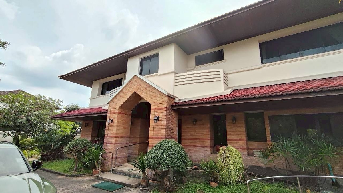 🏡 ให้เช่าบ้านเดี่ยวหลังใหญ่ – ซอยกรุงเทพกรีฑา 8เหมาะสำหรับพักอาศัยหรือทำ โฮมออฟฟิศบนพื้นที่ใหญ่ถึง 1 ไร่ พื้นที่ใช้สอยกว้างขวาง – รูปที่ 2