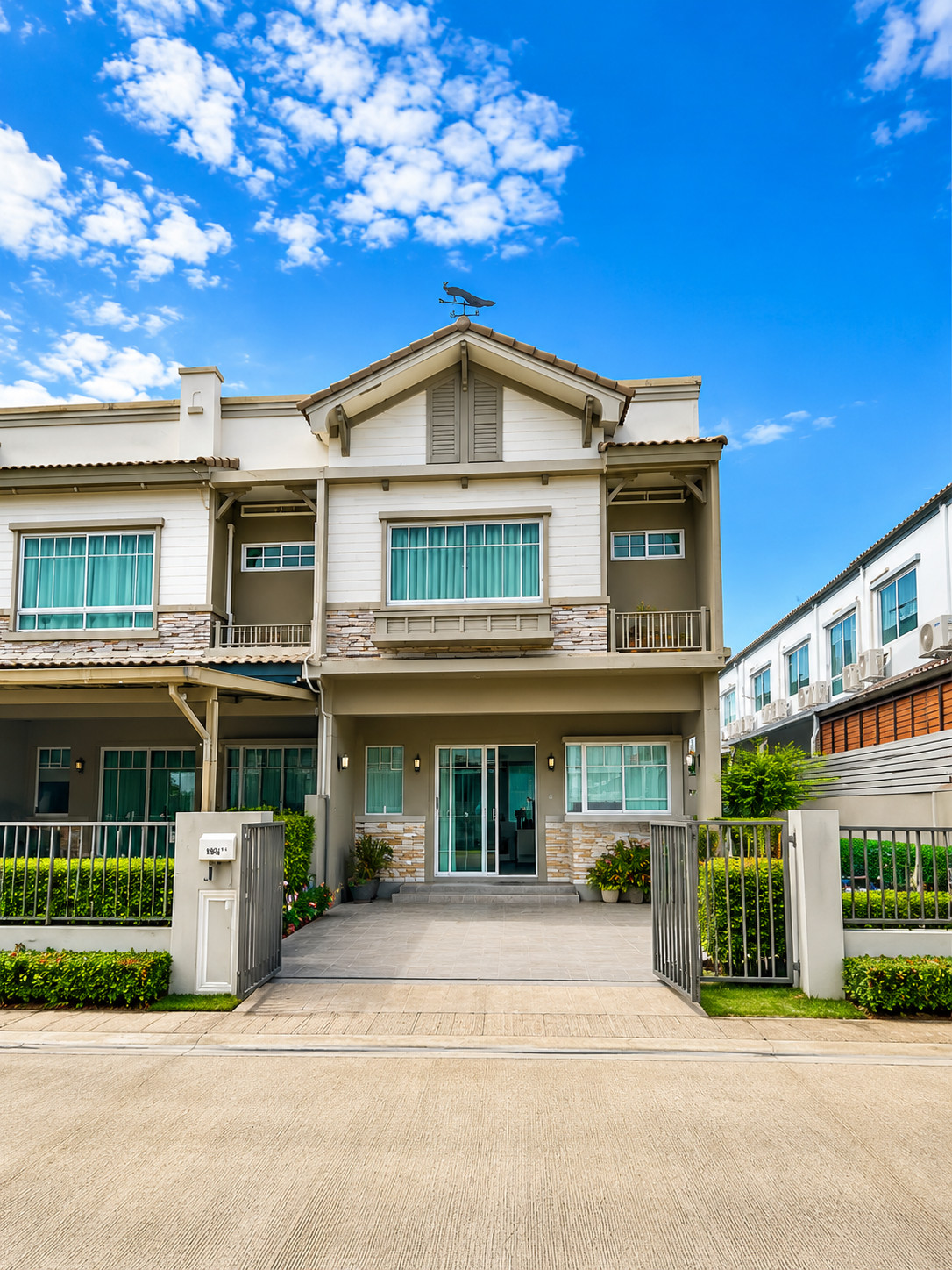 ขายด่วน Townhome 2 ชั้น Indy Westgate | บ้านสวย ตกแต่งครบ Built-in ทั้งหลัง | ทำเลคลองบางไผ่–บางบัวทอง ใกล้ MRT คลองบางไผ่ ขายด่วน Townhome 2 ชั้น Indy Westgate | บ้านสวย ตกแต่งครบ Built-in ทั้งหลัง | ทำเลคลองบางไผ่–บางบัวทอง ใกล้ MRT คลองบางไผ่