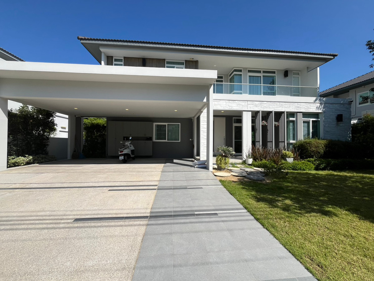 SPECIAL DEAL 🏡 Single house Mantana 2 Motorway – New Krungthepkreetha 💰 Price 17,500,000 baht – best price in the project 🏷 2nd hand house, first hand condition 📐 Land size 111.8 sq m. | Usable area 286 sq m. | Largest Expandio house model SPECIAL DEAL 🏡 Single house Mantana 2 Motorway – New Krungthepkreetha 💰 Price 17,500,000 baht – best price in the project 🏷 2nd hand house, first hand condition 📐 Land size 111.8 sq m. | Usable area 286 sq m. | Largest Expandio house model