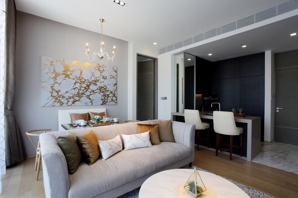 Luxury 1-Bedroom Condo for Rent at Saladaeng One, Prime Location Luxury 1-Bedroom Condo for Rent at Saladaeng One, Prime Location