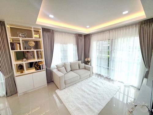 K-6634 บ้านสวย พร้อมอยู่ ให้เช่า โกลเด้น นีโอ สุขุมวิท ลาซาล  ใกล้ BTS แบริ่งและสำโรง และทางด่วนบางนา บางพลี