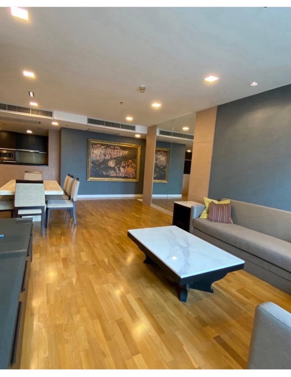 ขายด่วน!!🔥Urbana Sathorn ห้องสวย ราคาดี๊ดีค่ะ ทำเลเริ่ด ทักมาน้า 💓 ขายด่วน!!🔥Urbana Sathorn ห้องสวย ราคาดี๊ดีค่ะ ทำเลเริ่ด ทักมาน้า 💓