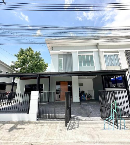 (Code SM1587) House for sale, Pruksa ville 92 onnut-suvarnabhumi project, Pruksa Ville 92 On Nut-Suvarnabhumi. Near Suvarnabhumi Airport