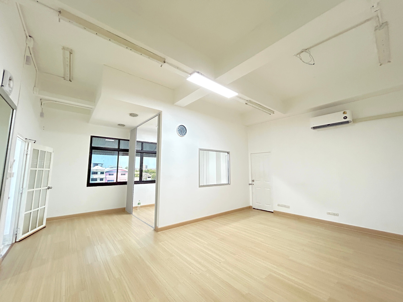 For rent – รูปที่ 3