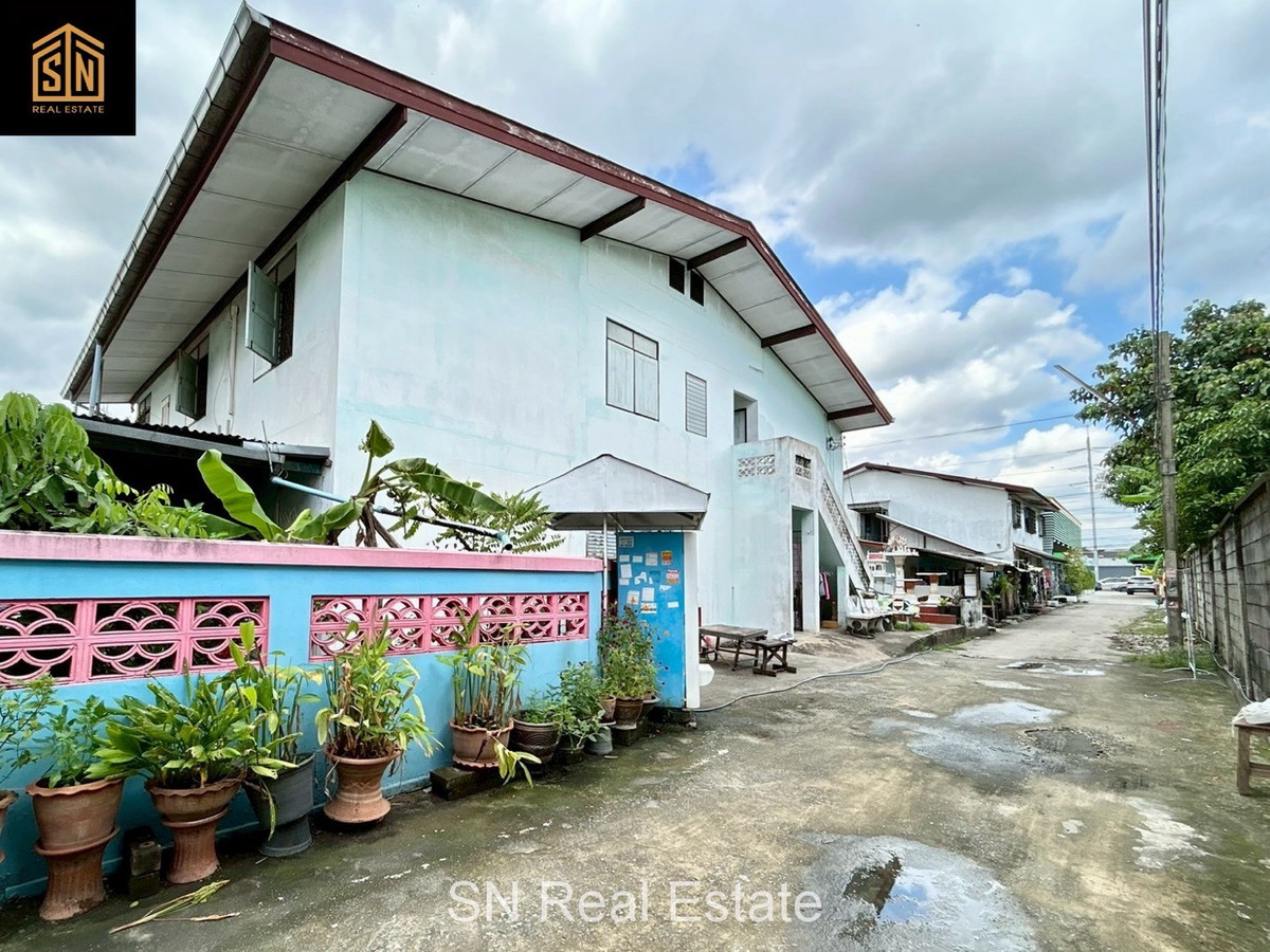 ขายบ้านและห้องเช่า 212 ตร.ว. สี่แยกคู้บอนพระยาสุเรนทร์ ขายบ้านและห้องเช่า 212 ตร.ว. สี่แยกคู้บอนพระยาสุเรนทร์