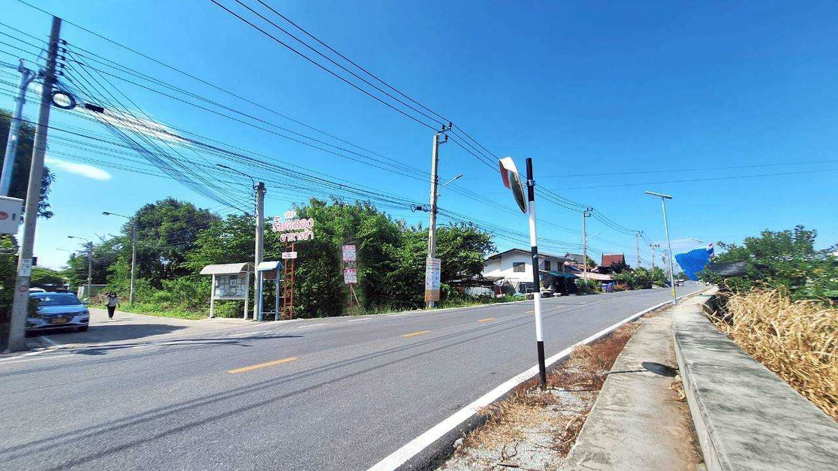 Vacant Land for Sale: Beautiful Plot Adjacent to the Road, Soi Ruamchai Phatthana Soi 1 – รูปที่ 2