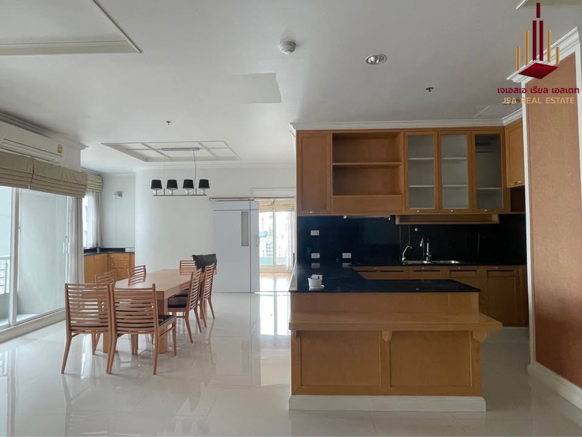 Urgent, hurry to sell ✨ For sale The Four Wings Residence Srinakarin ✨ Price 9,300,000 baht