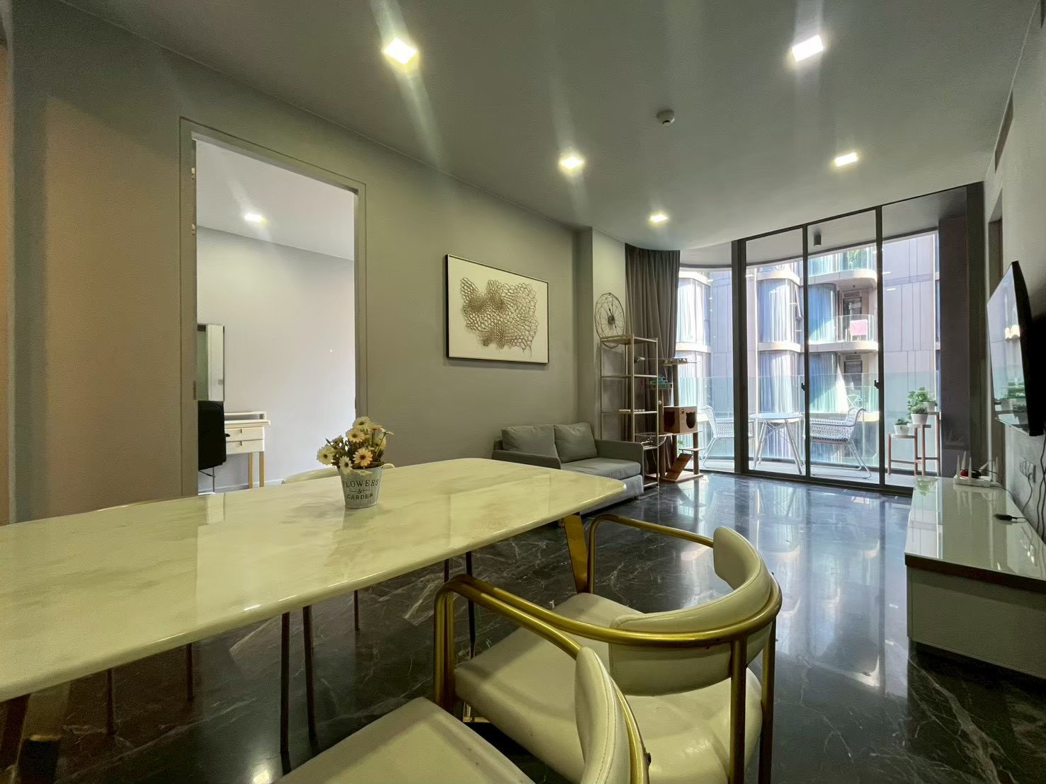 ให้เช่า Ashton Residence 41 (Low Rise) รับสัตว์เลี้ยง เฟอร์ครบ แต่งสวย พร้อมเข้าอยู่ ไม่มี 087-7075210 Boy ให้เช่า Ashton Residence 41 (Low Rise) รับสัตว์เลี้ยง เฟอร์ครบ แต่งสวย พร้อมเข้าอยู่ ไม่มี 087-7075210 Boy