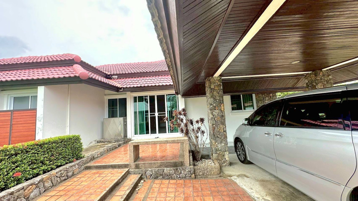 Single house for sale in Rayong, next to the sea, Rock Garden Village, area 197.8 sq m., Chalerm Burapha Chonlathit Road, Klaeng District, near Laem Mae Phim Beach. – รูปที่ 4