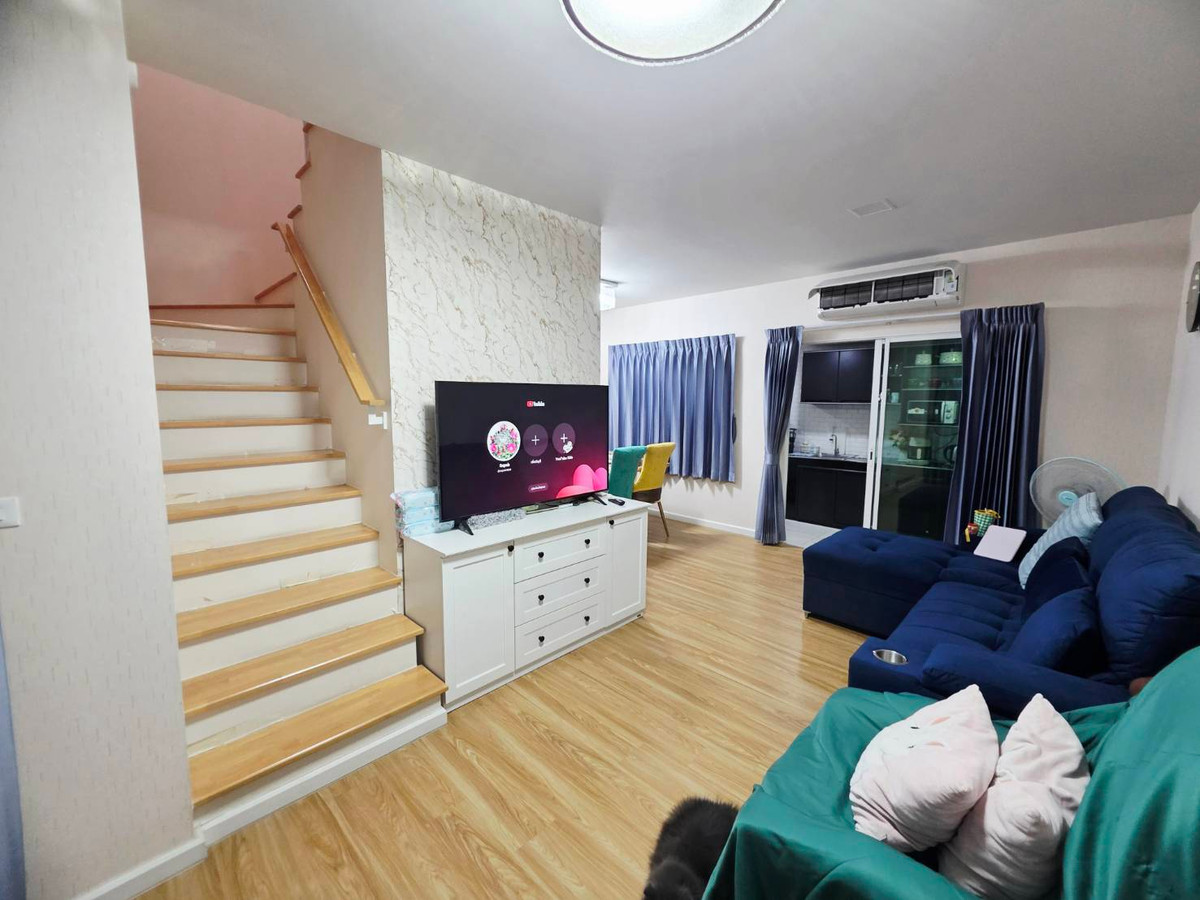 Ready to move in! Great price, don’t miss out! Townhome for Sale – Siri Place 2, Bang Phun area, Rangsit–Pathum Thani Road Near expressway and Rangsit suburban railway station. Comes with carport extension and fully fitted kitchen. 3 Bedrooms • 3 Bathroom – รูปที่ 4