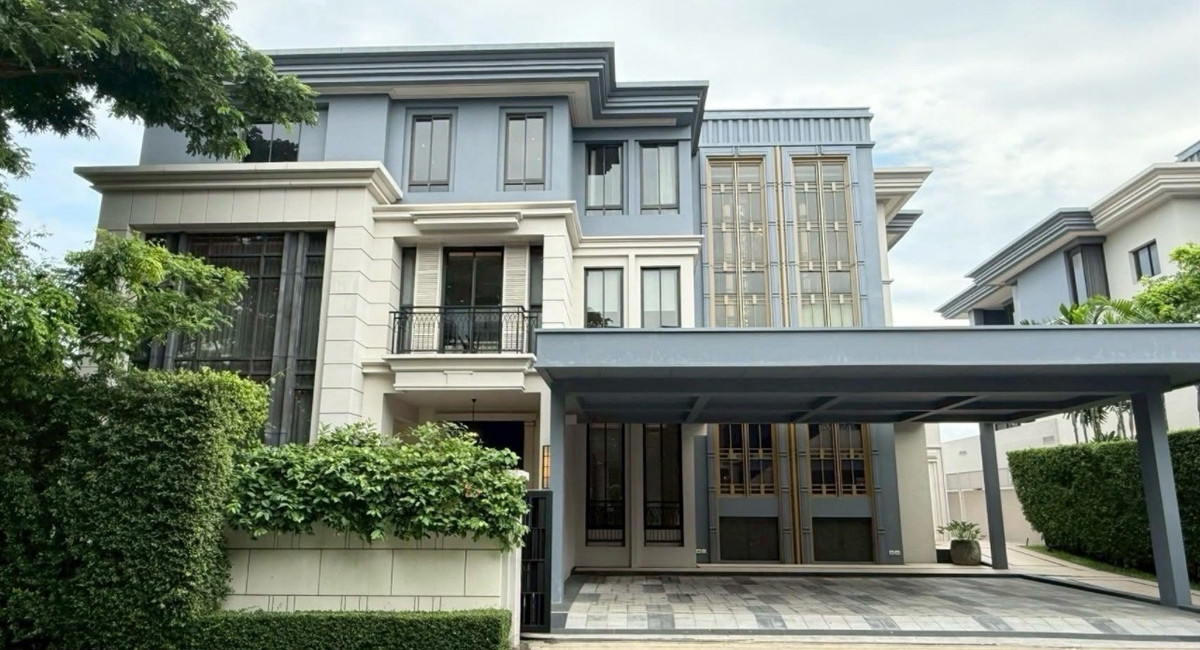 📢👇 Luxury 3-Storey House with Private Lift &amp; Pool – Exclusive Premium Project with Only 14 ResidencesExceptional spacious layout, perfect for large families, fully functional with high privacy. Convenient access with multiple main routes connected.