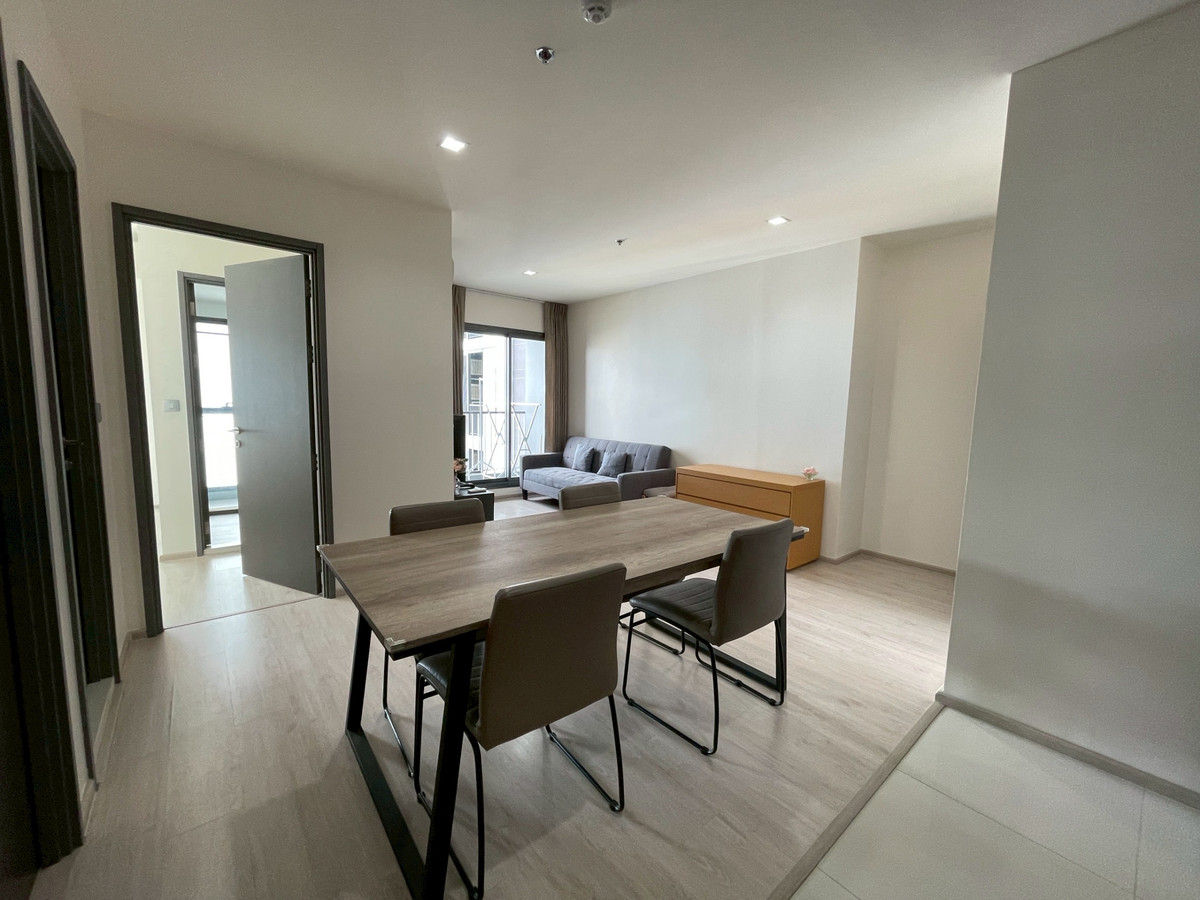 ให้ เช่า 2ห้องนอน 2ห้องน้ำ ราคาพิเศษ ริธึ่ม รางน้ำ Condo Rhythm rangnam พร้อมเข้าอยู่