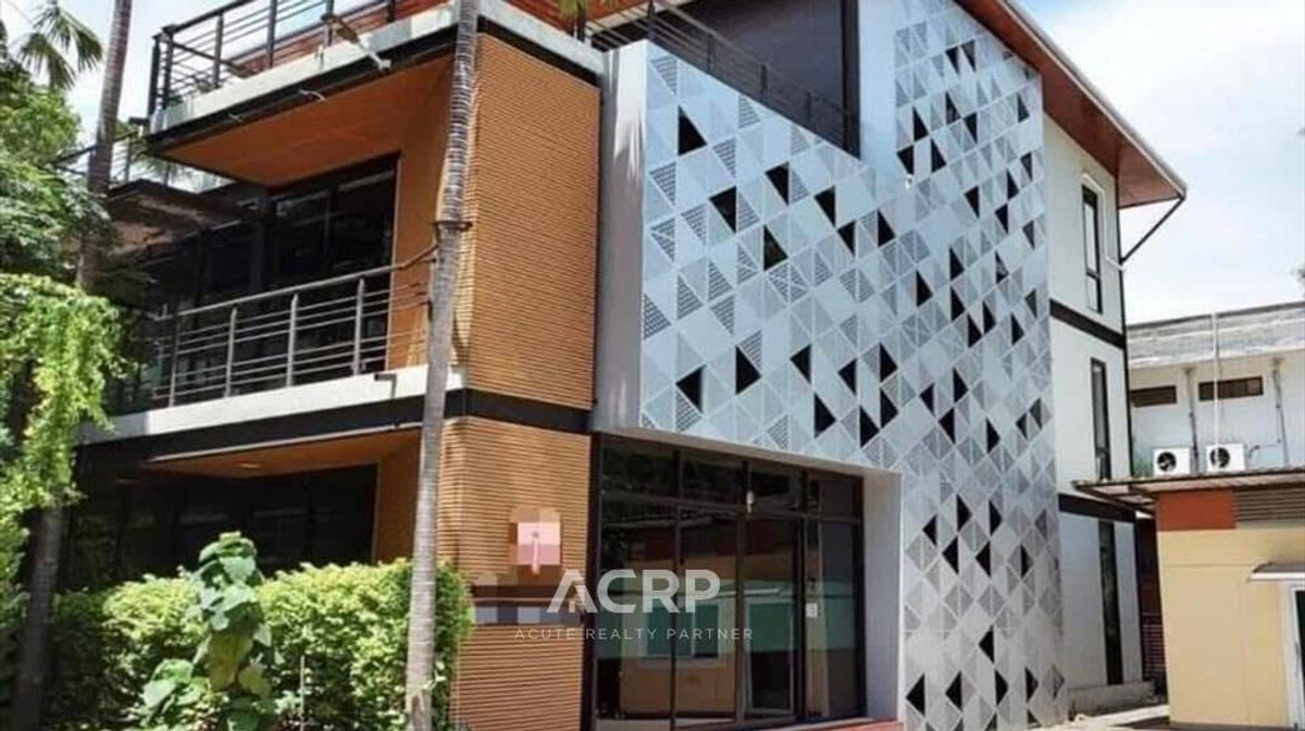 สำนักงานให้เช่า ทำเลบางนา ซอยลาซาล 41 ใกล้รถไฟฟ้าสถานีแบริ่ง