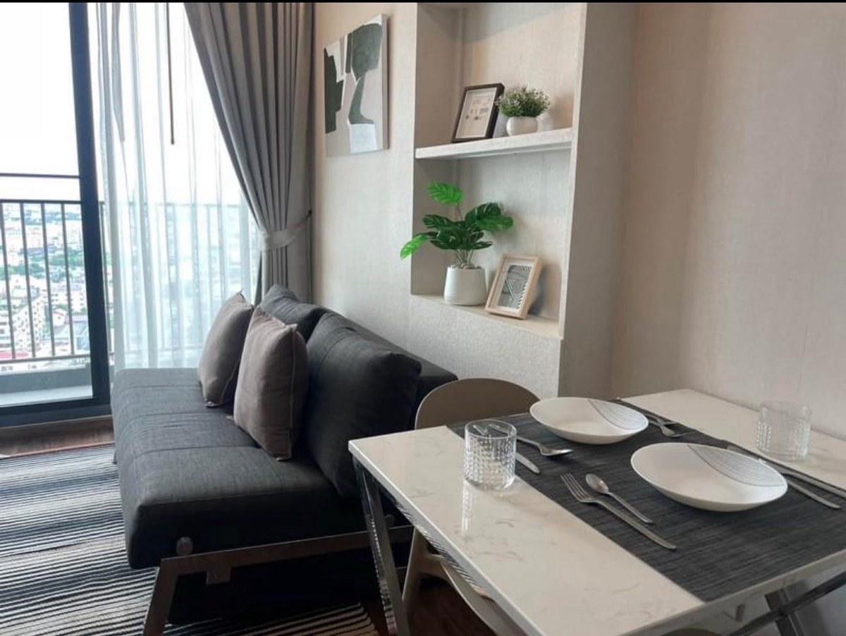 It has arrived. Reserve now. Condo in Ekamai location, good price, rooms in this building are very hard to find. Whoever is faster can go. C Ekkamai 0896620022 It has arrived. Reserve now. Condo in Ekamai location, good price, rooms in this building are very hard to find. Whoever is faster can go. C Ekkamai 0896620022