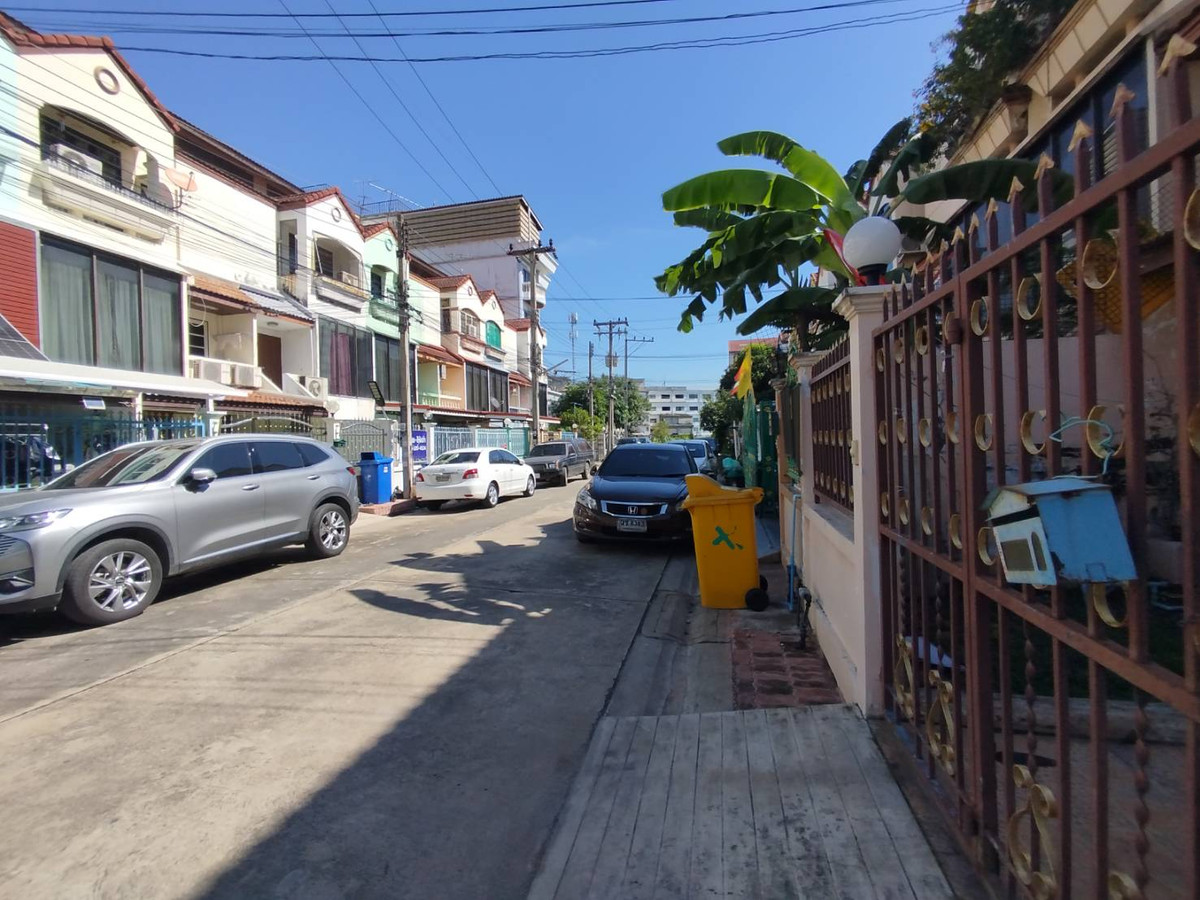 Townhouse for sale Thanatcha Village, Bang Luang, Pathum Thani, 22 sq m. – รูปที่ 2