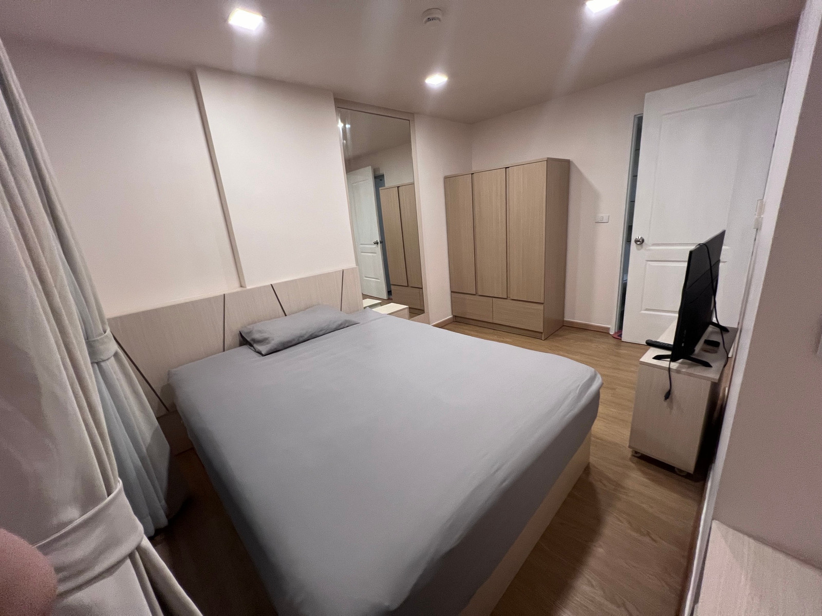 🏢 For Rent – The Light New York | Ready to Move In, Fully Furnished | Free Shuttle Bus to BTS Punnawithi | Sukhumvit 64/62, Bang Chak, Phra Khanong, On Nut, Udom Suk, Ekkamai, Phatthanakan, Srinakarin, Suan Luang & True Digital Park 🏢 For Rent – The Light New York | Ready to Move In, Fully Furnished | Free Shuttle Bus to BTS Punnawithi | Sukhumvit 64/62, Bang Chak, Phra Khanong, On Nut, Udom Suk, Ekkamai, Phatthanakan, Srinakarin, Suan Luang & True Digital Park