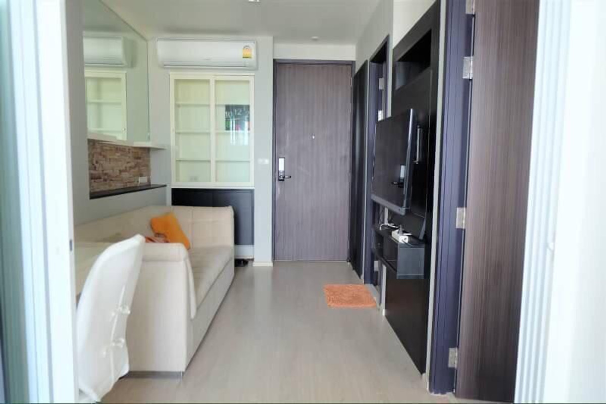 Condo RHYTHM Sukhumvit 44/1 – Prime Sukhumvit Location, Phra Khanong Area