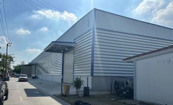 For Rent, 📦 Warehouse with Office ⛳ Soi Permsin 41, area📏 1,250 sq.m. – 2,500 sqm., 🚛 Trailer-accessible
