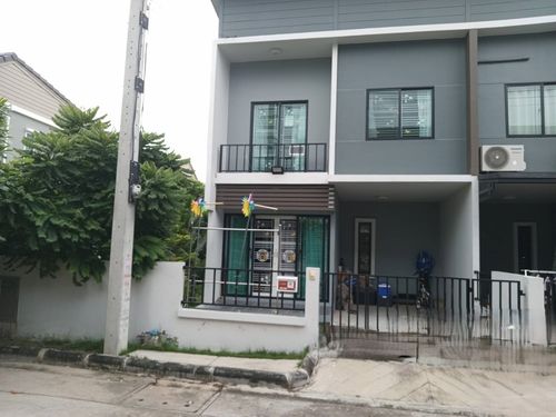 87837 - Townhome for sale, area 33.5 square wah, The Colors Mix Rangsit-Wongwaen, Lam Luk Ka Khlong 5, Pathum Thani, 10 minutes to Kanchanaphisek Expressway 9.