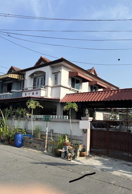 92237 - Urgent sale, townhouse 55.3 square meters, usable area 115 square meters, near Fashion Ireland.