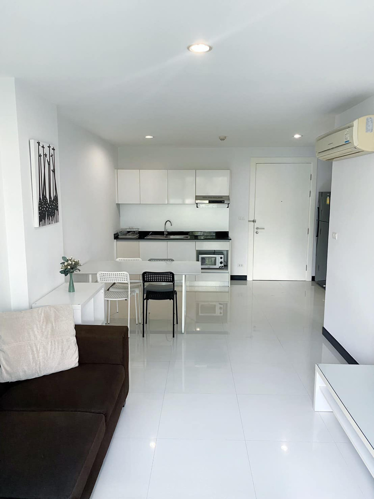 Voque Sukhumvit 16 Condo for Sale - near BTS Asoke
