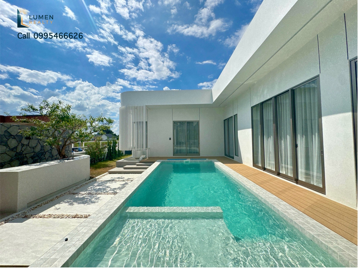 ✨ QUERCUS: วิลล่าหรู 310 ตร.ม. วิวภูเขา ตอบโจทย์ชีวิตใหม่ที่สมดุลของผู้อยากย้ายถิ่นฐาน (Lifestyle Migrants)