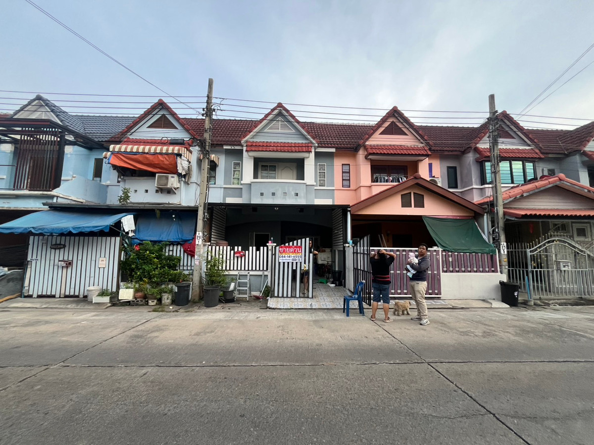 ทาวน์เฮาส์ 2 ชั้น โครงการ สวีทโฮมปาร์ค บางบัวทอง Sweet Home Park Bangbuathong ใกล้รถไฟฟ้าสายสีม่วง สถานี คลองบางไผ่ และ สถานีบางใหญ่ ตำบล บางบัวทอง อำเภอบางบัวทอง นนทบุรี (ราคา 1,350,000 บาท) – รูปที่ 2