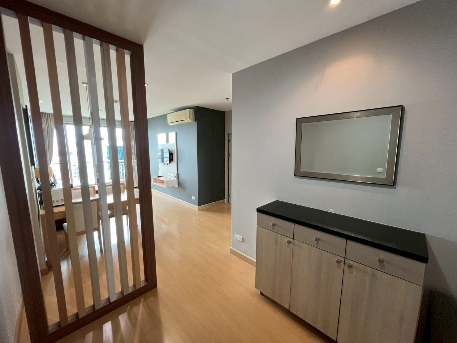 Life @ Ratchada-Huai Khwang : Life @ Ratchada-Huai Khwang, 2 bedrooms, largest (rare) Life @ Ratchada-Huai Khwang : Life @ Ratchada-Huai Khwang, 2 bedrooms, largest (rare)