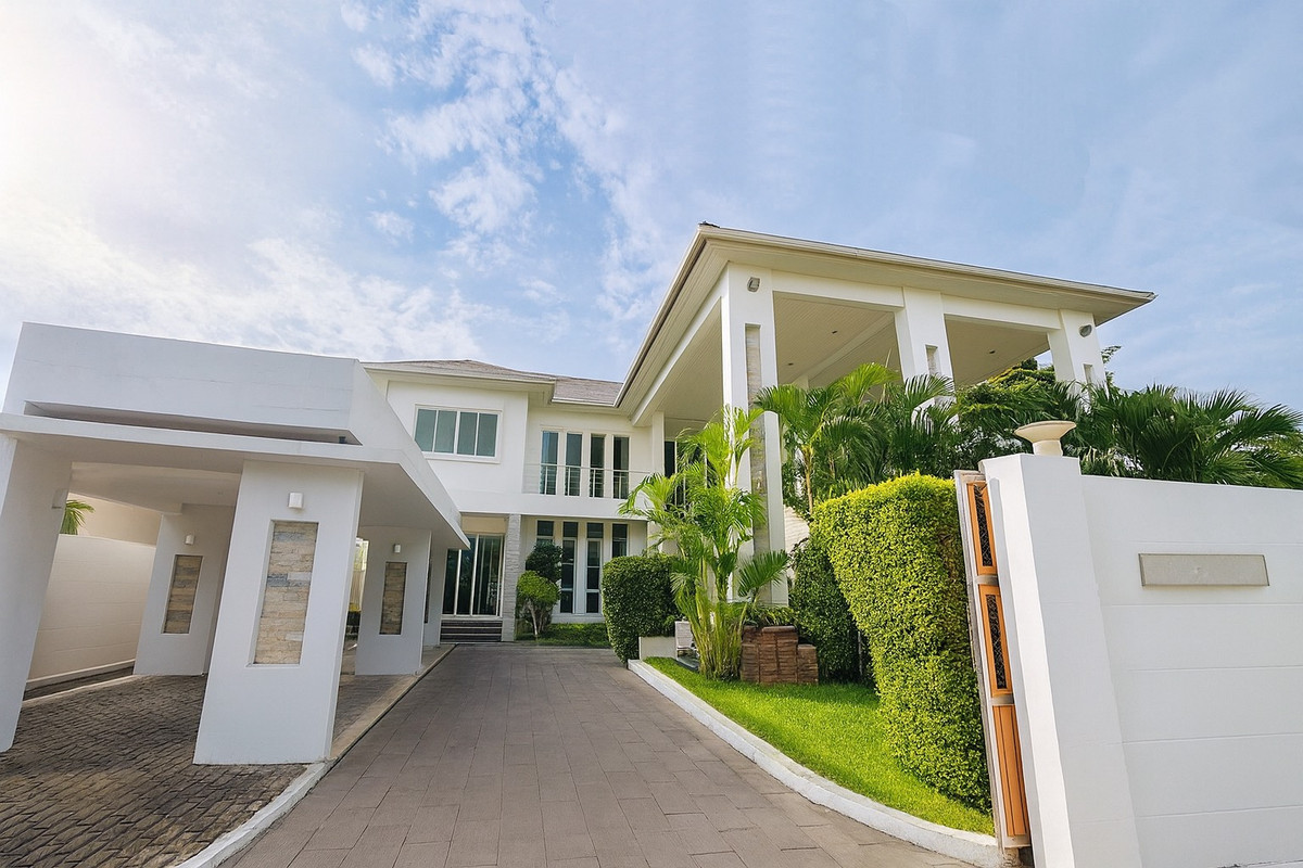 ขายบ้านหรู!! วัชรพล 3 หลังใหญ่ BTS สะพานใหม่ Big House for Sale Watcharaphon 3 BTS Saphan Mai Station ขายบ้านหรู!! วัชรพล 3 หลังใหญ่ BTS สะพานใหม่ Big House for Sale Watcharaphon 3 BTS Saphan Mai Station