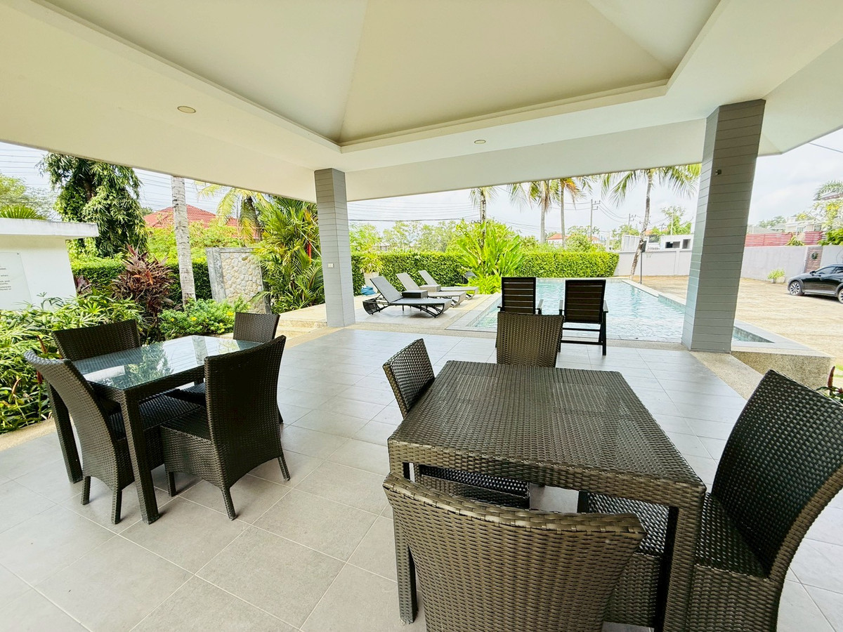 🏡 East Bangtao Ville,ทาวน์โฮมหัวมุม รีโนเวทใหม่ทั้งหลัง พร้อมขาย – รูปที่ 2