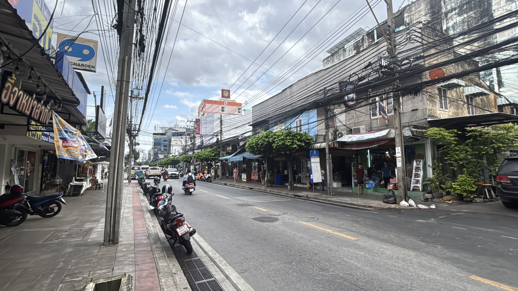 ขาย ที่ดิน สาทร สวนพลู เนื้อที่ 1 ไร่ 47.6 ตรว ขาย ที่ดิน สาทร สวนพลู เนื้อที่ 1 ไร่ 47.6 ตรว