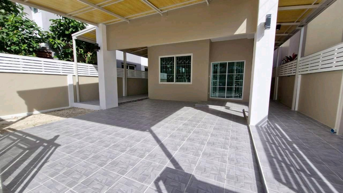 บ้านแฝดรีโนเวทใหม่มากๆย่านลำลูกกาคลองสี่ ติดตลาดกลางลาดสวาย มบ.บุณฑริกนิวสไตล์  – รูปที่ 3