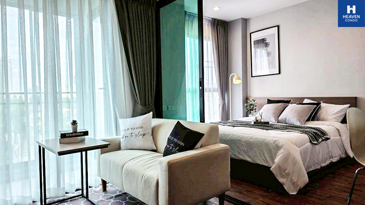 Condo in the heart of Lat Phrao, close to Phawana BTS station, just 300 meters!