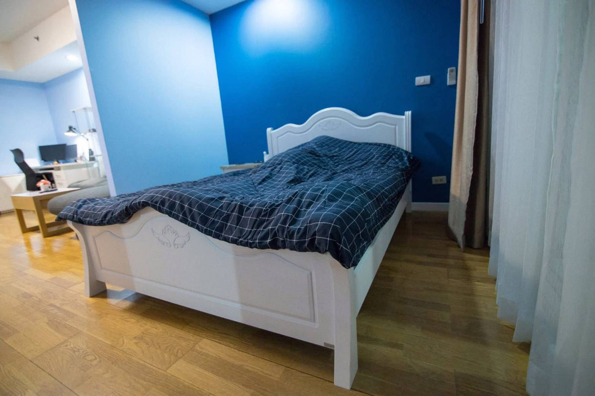 Ready to move  Studio  at location Sathorn Silom  Road  !!! best price  – รูปที่ 3