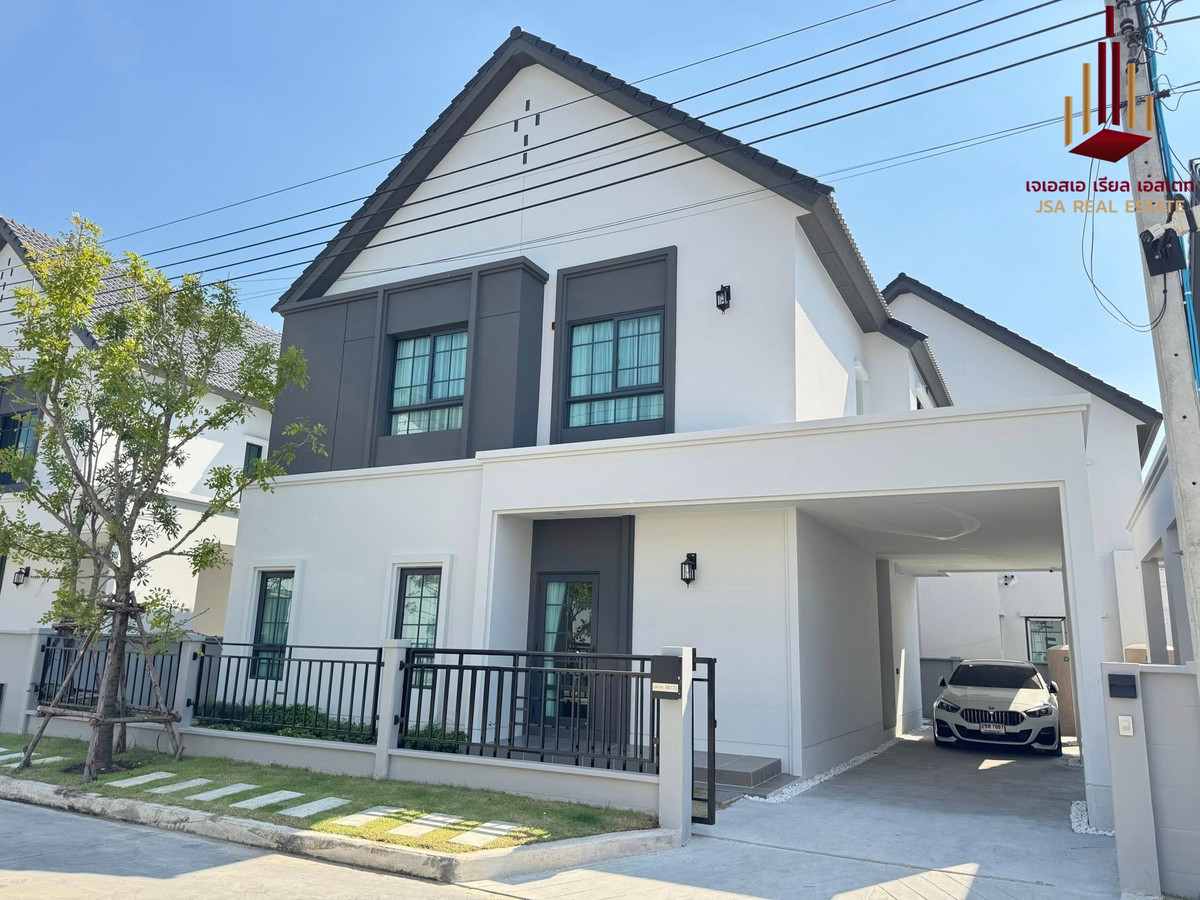✨ For Sale: Centro Bangna ✨ 💰 Only 11,900,000 THB ✨ For Sale: Centro Bangna ✨ 💰 Only 11,900,000 THB