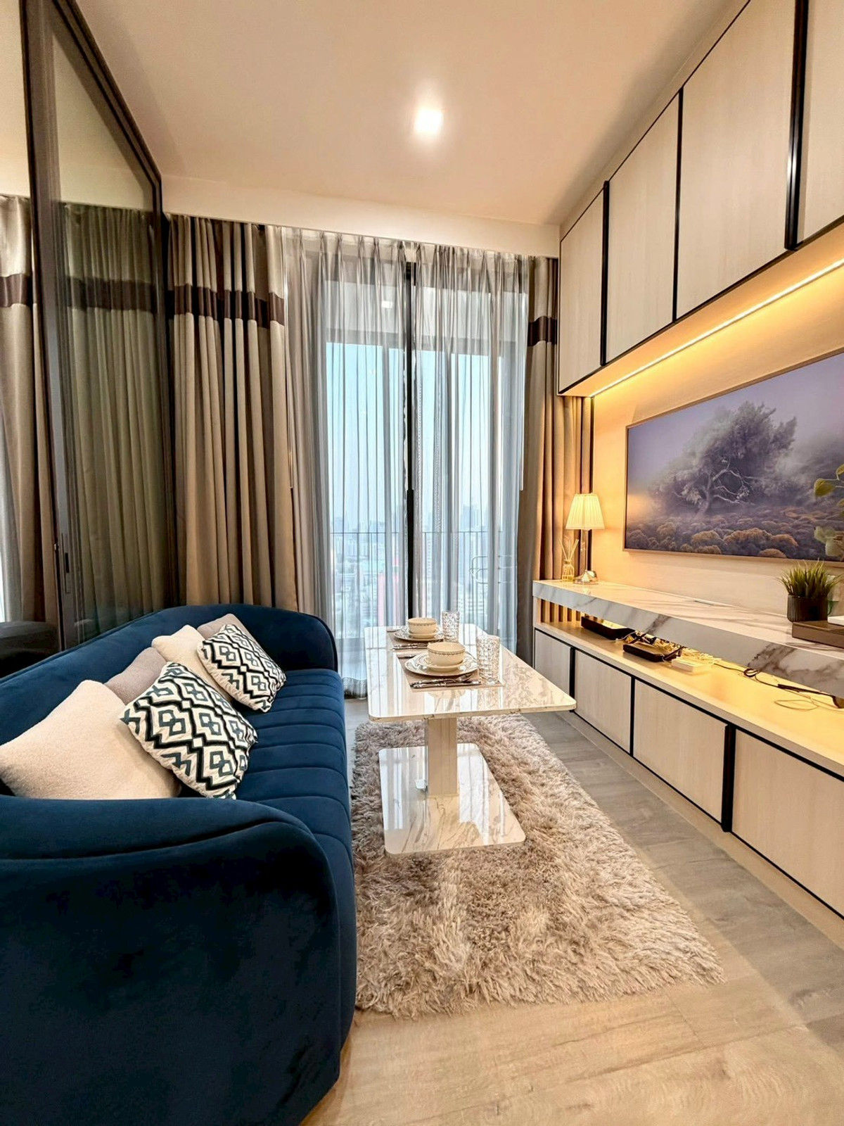   ★ The Address Siam-Ratchathewi ★ 32 sq m., 23th floor (1 bedroom, 1 bathroom), ★ near BTS Ratchathewi ★ near Siam Paragon, Siam Square, MBK ★ Many amenities ★ Complete electrical appliances