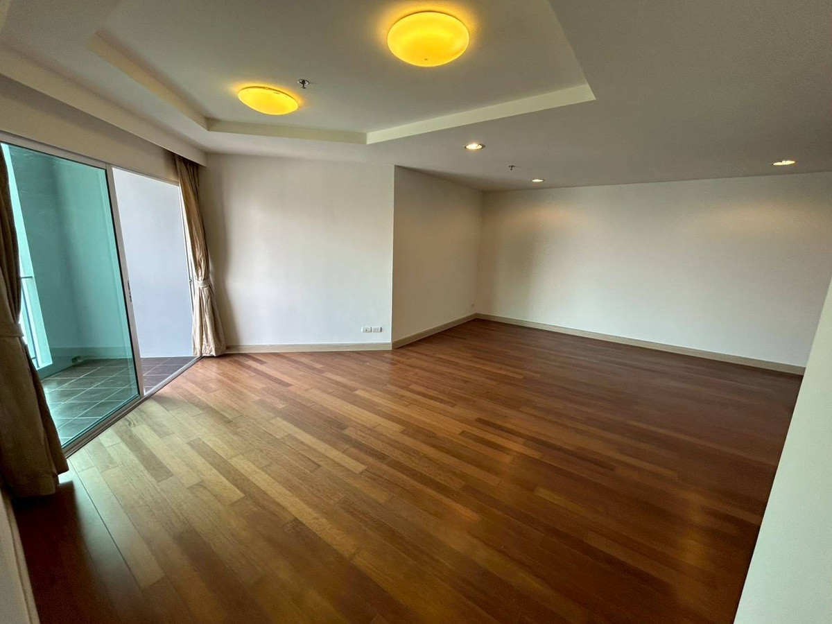 ขายคอนโด Belle Grand Rama 9 ราคา 10,990,000 บาท [JZs251133]
