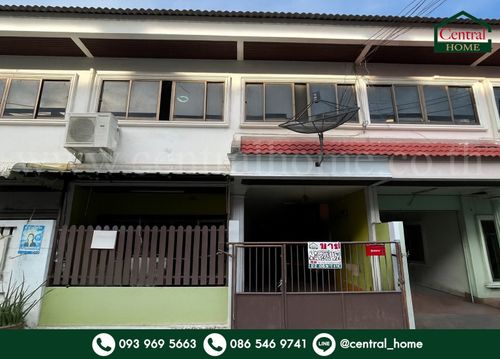 Townhouse Prangthip Lat Phrao 95 near MRT Mahadthai Station.