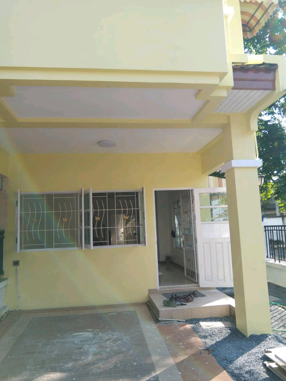 's post open for negotiation. Long rentals have discounts.no flood issue. – รูปที่ 2