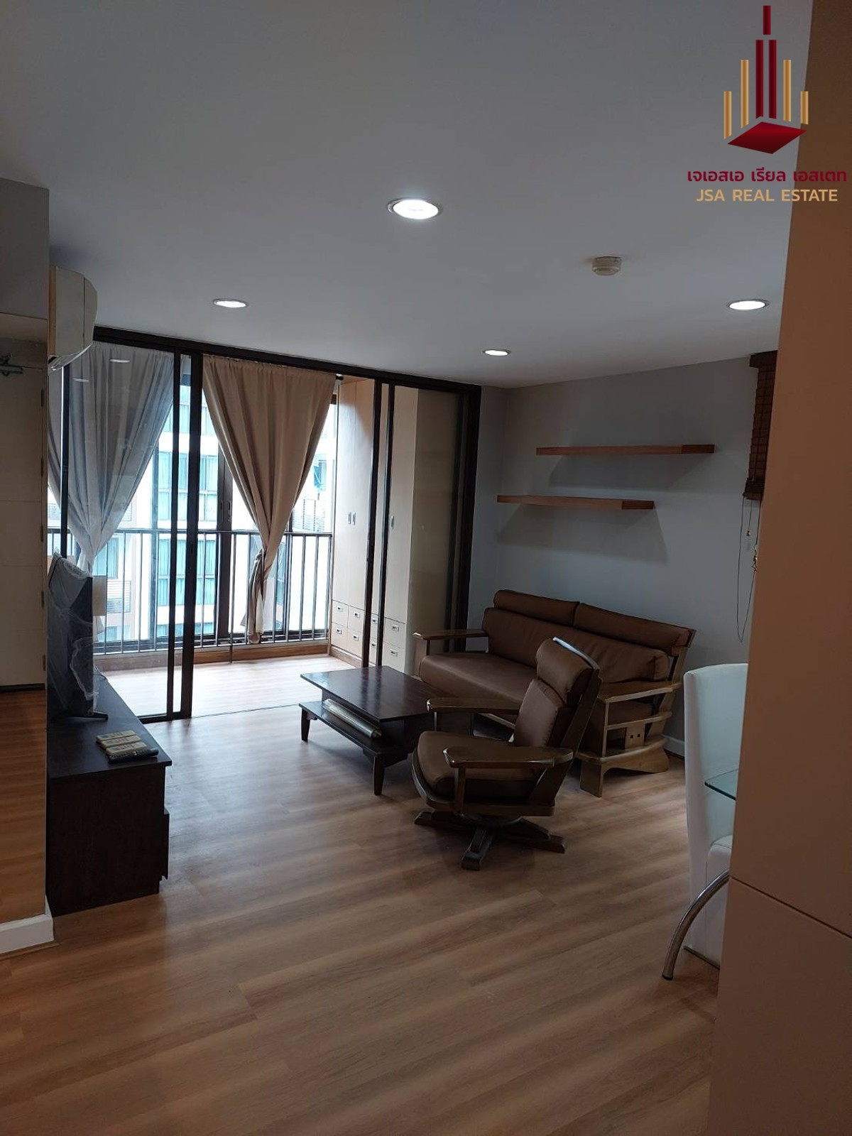 ✨ For Sale: Ideo Blucove Sathorn Condo ✨ 💰 Only 6,000,000 THB ✨ For Sale: Ideo Blucove Sathorn Condo ✨ 💰 Only 6,000,000 THB