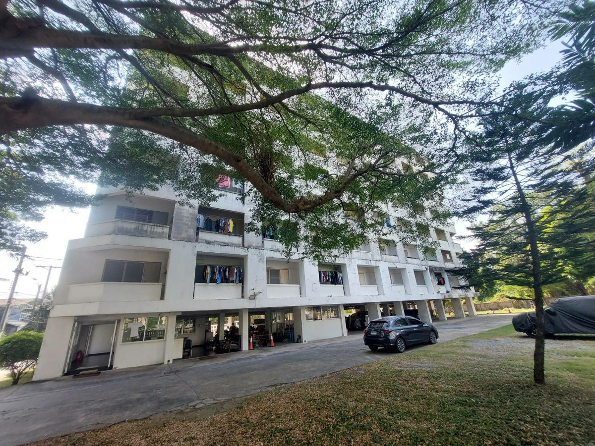 Apartment for sale, Sukhumvit 72, land area 874 sq m, with 8-story building, 133 rooms, near UNIO Sukhumvit 72, BTS Bearing, price 129 MB. Apartment for sale, Sukhumvit 72, land area 874 sq m, with 8-story building, 133 rooms, near UNIO Sukhumvit 72, BTS Bearing, price 129 MB.