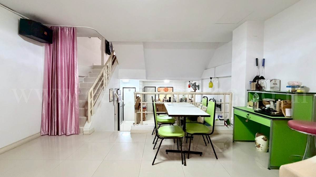 ทาวน์เฮ้าส์ เค.ซี. รามอินทรา 6 พระยาสุเรนทร์ 45 หน้าบ้านไม่ชนใคร – รูปที่ 3