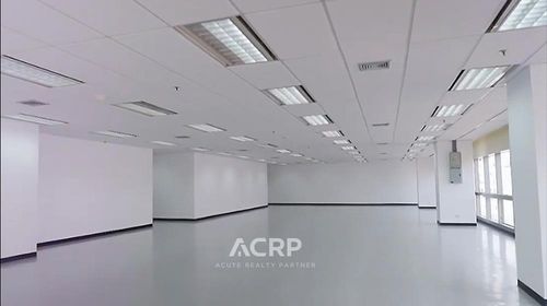 Office space for rent in Asoke area (Sukhumvit 21). close to BTS Asoke and MRT Sukhumvit 