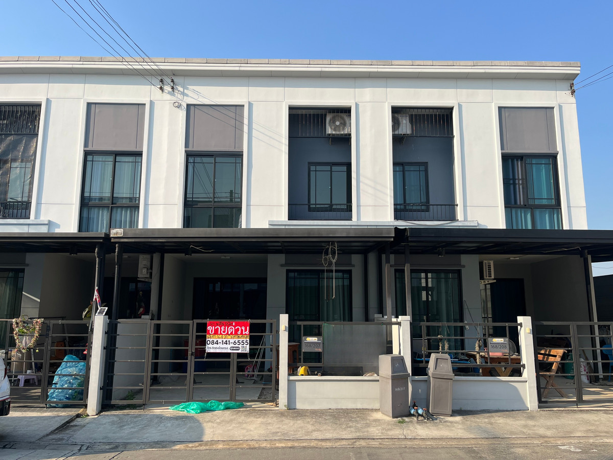 2-story townhome, Pleno Rangsit project, Tiwanon Road, Ban Klang Subdistrict, Mueang District, Pathum Thani (price 1,900,000 baht)
