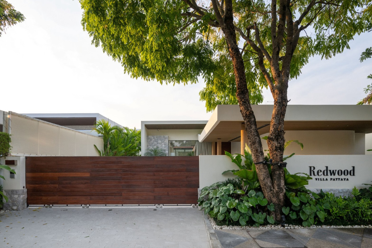 Mövenpick Pool Villa Na Jomtien: 3bed 4bath 130 sqwah 270sqm. Sell: 35,900,000 Rent: 165,000/mth. Am: 0656199198 Mövenpick Pool Villa Na Jomtien: 3bed 4bath 130 sqwah 270sqm. Sell: 35,900,000 Rent: 165,000/mth. Am: 0656199198