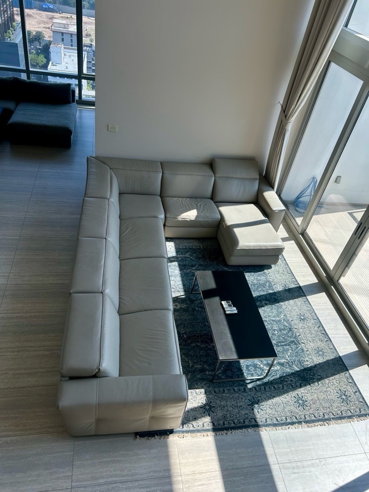 LUXULY 5 BEDROOM  UNIT At RAJADAMRI FOR RENT – รูปที่ 4